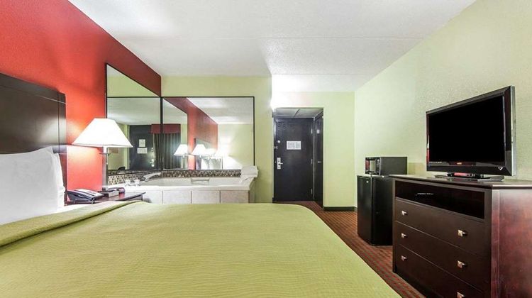 Quality Inn Sweetwater West Room