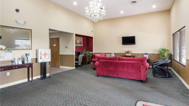 <b>Econo Lodge Inn and Suites Knoxville East Lobby</b>. Images powered by <a href="https://iceportal.shijigroup.com/" title="IcePortal" target="_blank">IcePortal</a>.