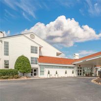 The Inn at Apple Valley, Ascend Hotel