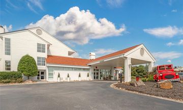 The Inn at Apple Valley, Ascend Hotel
