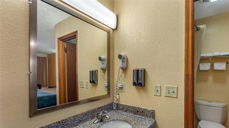 Econo Lodge Nashville North Room