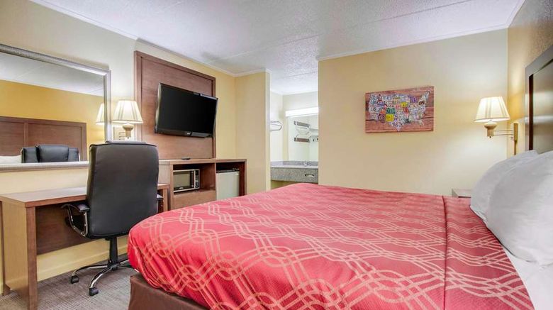 <b>Econo Lodge Lenoir City Room</b>. Images powered by <a href="https://iceportal.shijigroup.com/" title="IcePortal" target="_blank">IcePortal</a>.
