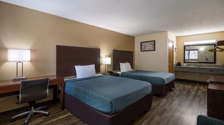 <b>Econo Lodge Martin Room</b>. Images powered by <a href="https://iceportal.shijigroup.com/" title="IcePortal" target="_blank">IcePortal</a>.