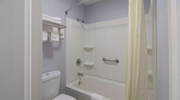 Econo Lodge Martin Room