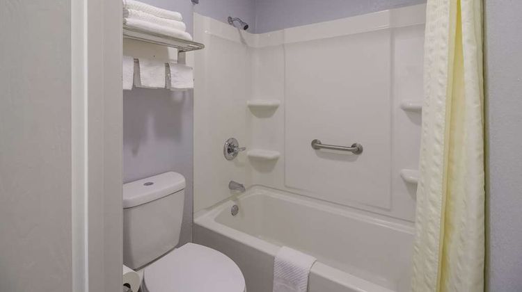 Econo Lodge Martin Room