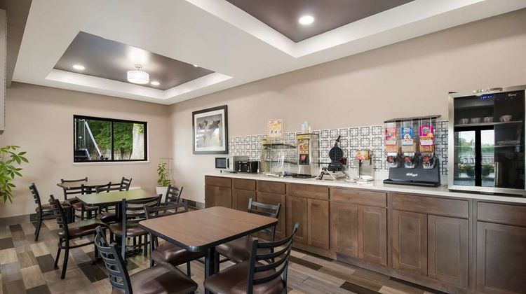 Econo Lodge Martin Restaurant