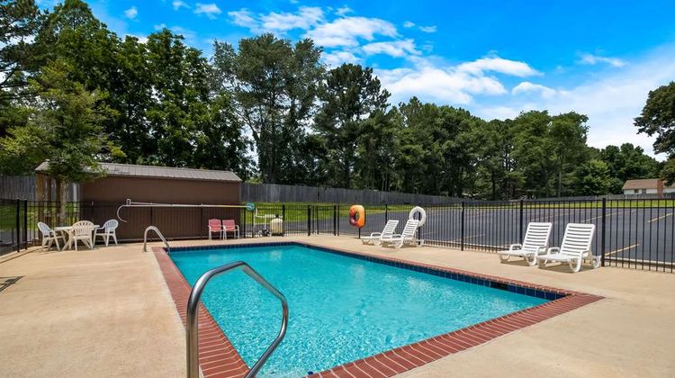 Econo Lodge Martin Pool