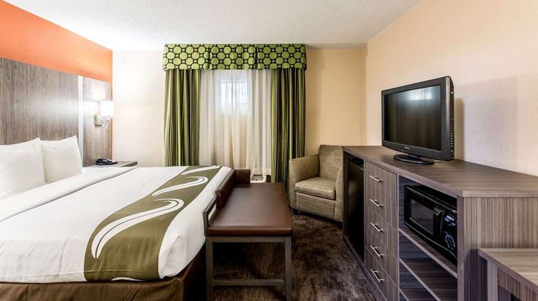 <b>Comfort Inn & Sts Nashville Dwtn Stadium Room</b>. Images powered by <a href="https://iceportal.shijigroup.com/" title="IcePortal" target="_blank">IcePortal</a>.