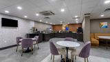 <b>Comfort Inn & Sts Nashville Dwtn Stadium Restaurant</b>. Images powered by <a href="https://iceportal.shijigroup.com/" title="IcePortal" target="_blank">IcePortal</a>.