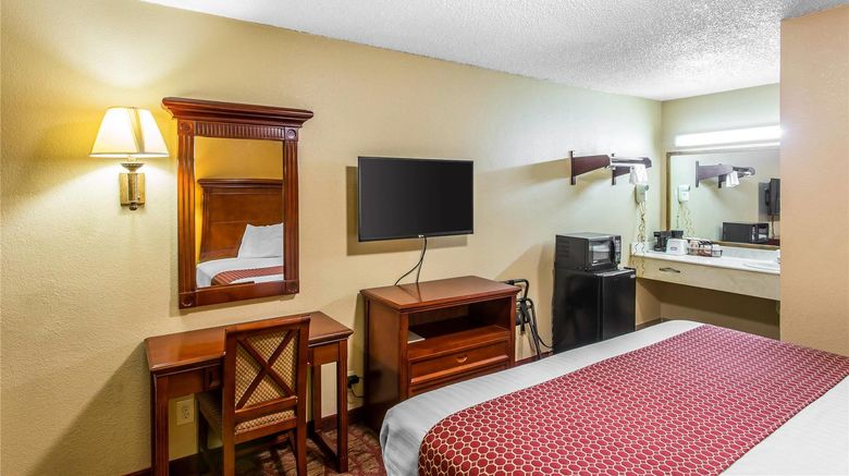 <b>Rodeway Inn Goodlettsville Room</b>. Images powered by <a href="https://iceportal.shijigroup.com/" title="IcePortal" target="_blank">IcePortal</a>.