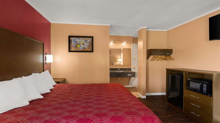 Econo Lodge Cornersville Room