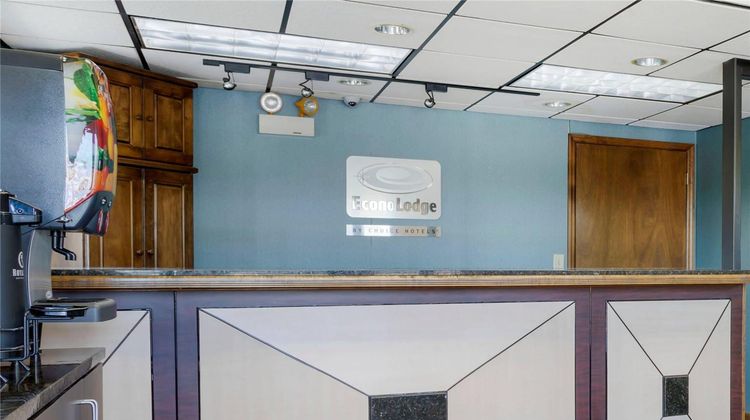 Econo Lodge Knoxville North Lobby