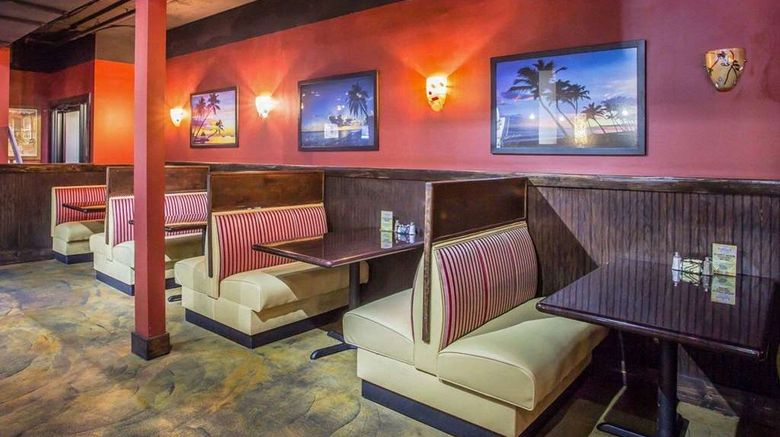 <b>Quality Suites Nashville Airport Restaurant</b>. Images powered by <a href="https://iceportal.shijigroup.com/" title="IcePortal" target="_blank">IcePortal</a>.