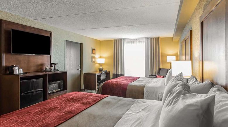 <b>Comfort Inn & Suites Knoxville West Room</b>. Images powered by <a href="https://iceportal.shijigroup.com/" title="IcePortal" target="_blank">IcePortal</a>.
