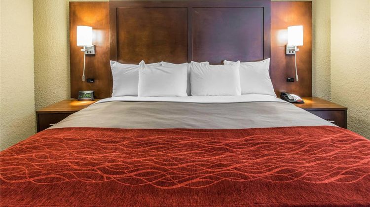 Comfort Inn & Suites Knoxville West Suite