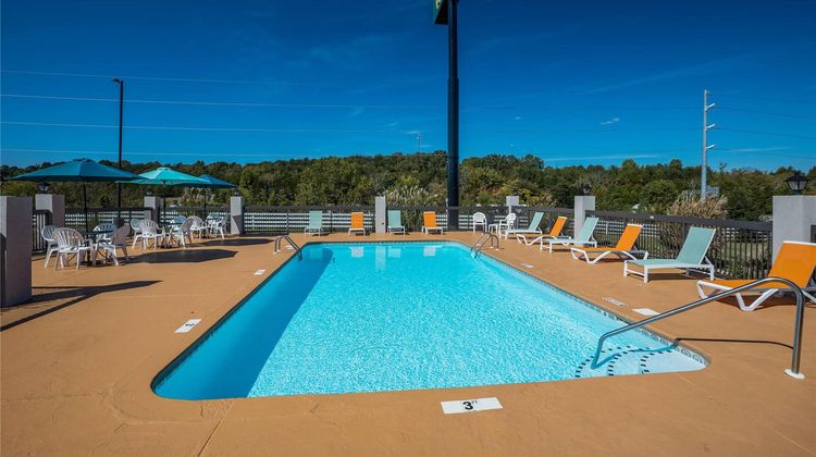 Quality Inn Dandridge Pool