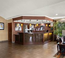 Quality Inn Dandridge Lobby