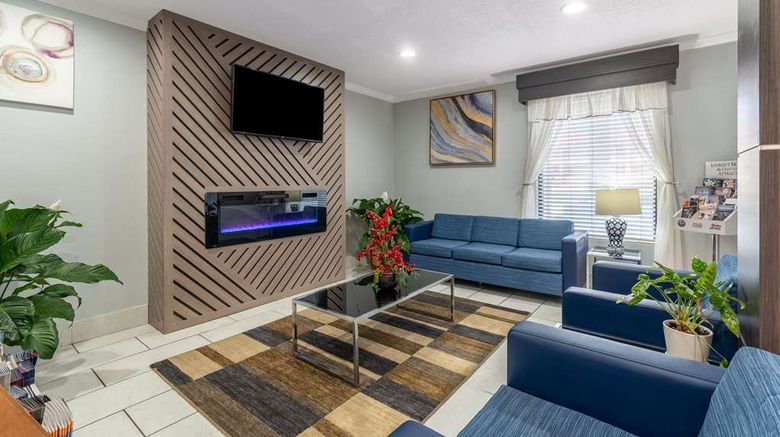 <b>Quality Inn Cleveland North Lobby</b>. Images powered by <a href="https://iceportal.shijigroup.com/" title="IcePortal" target="_blank">IcePortal</a>.