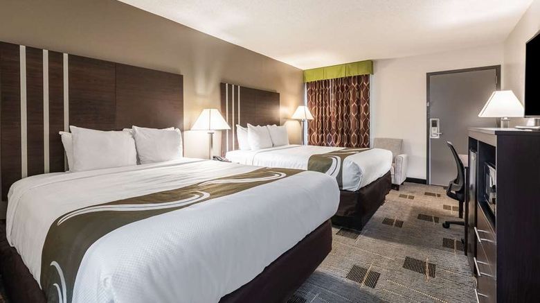 <b>Quality Inn Cleveland North Room</b>. Images powered by <a href="https://iceportal.shijigroup.com/" title="IcePortal" target="_blank">IcePortal</a>.