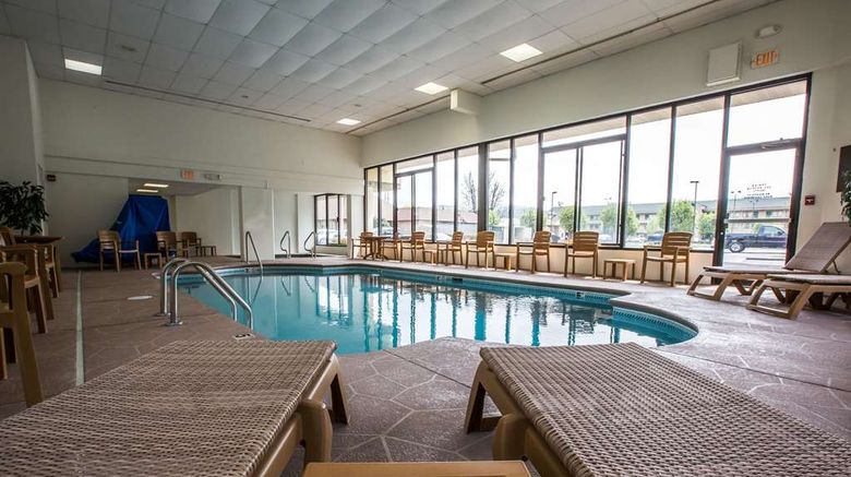 <b>Comfort Inn & Suites at Dollywood Lane Pool</b>. Images powered by <a href="https://iceportal.shijigroup.com/" title="IcePortal" target="_blank">IcePortal</a>.