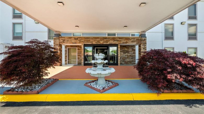 Comfort Inn Kingsport Southeast Exterior. Images powered by <a href="https://iceportal.shijigroup.com" target="_blank" rel="noopener">Ice Portal</a>.