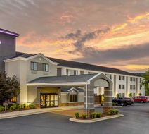 Sleep Inn & Suites Johnson City Exterior