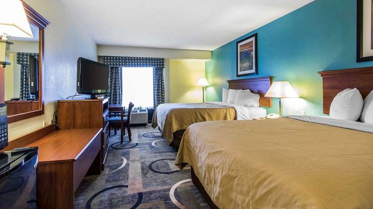 Quality Inn & Suites Room
