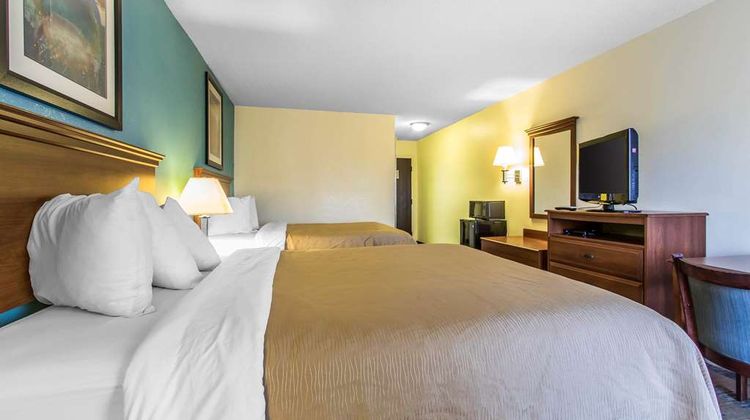 Quality Inn & Suites Room
