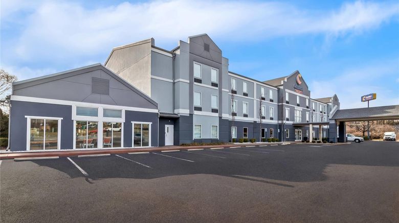 <b>Comfort Suites Goodlettsville Rivergate Exterior</b>. Images powered by <a href="https://iceportal.shijigroup.com/" title="IcePortal" target="_blank">IcePortal</a>.