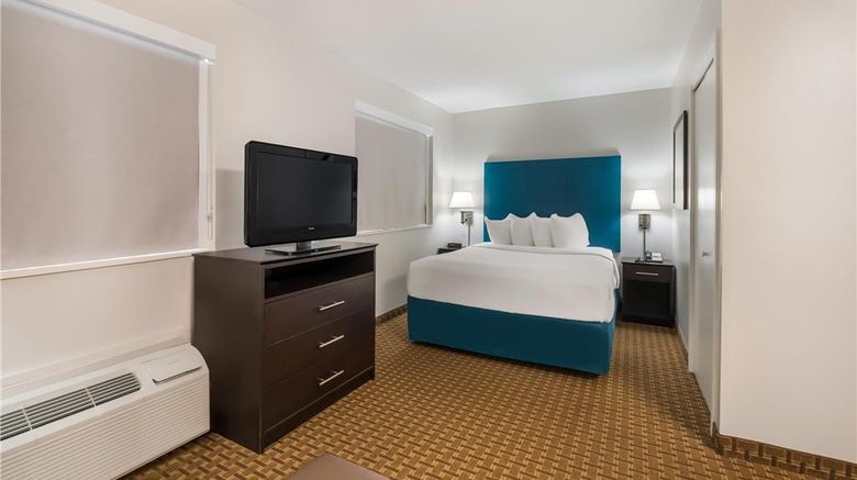 <b>MainStay Suites Chattanooga Hamilton Suite</b>. Images powered by <a href="https://iceportal.shijigroup.com/" title="IcePortal" target="_blank">IcePortal</a>.