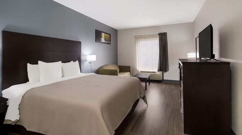 <b>Quality Inn Columbia I-65 Suite</b>. Images powered by <a href="https://iceportal.shijigroup.com/" title="IcePortal" target="_blank">IcePortal</a>.