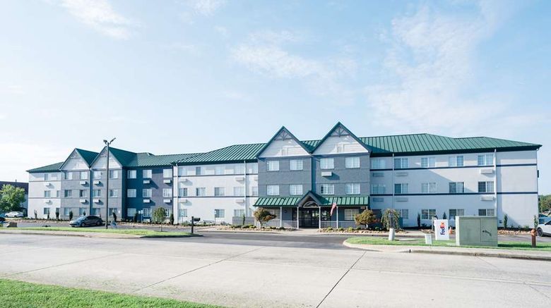 <b>MainStay Suites of Knoxville Airport Exterior</b>. Images powered by <a href="https://iceportal.shijigroup.com/" title="IcePortal" target="_blank">IcePortal</a>.