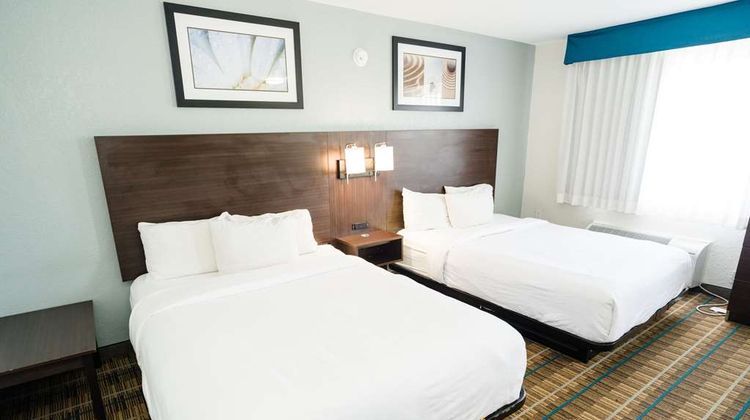 MainStay Suites of Knoxville Airport Room