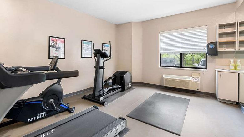 <b>Sleep Inn Health</b>. Images powered by <a href="https://iceportal.shijigroup.com/" title="IcePortal" target="_blank">IcePortal</a>.