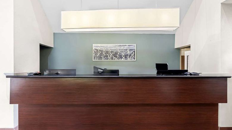 <b>Sleep Inn Lobby</b>. Images powered by <a href="https://iceportal.shijigroup.com/" title="IcePortal" target="_blank">IcePortal</a>.