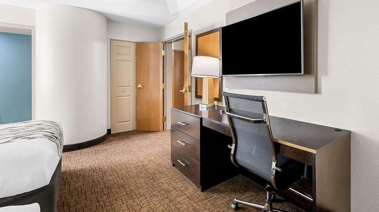 Sleep Inn Suite