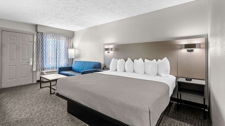 Quality Inn & Suites at Dollywood Lane Suite