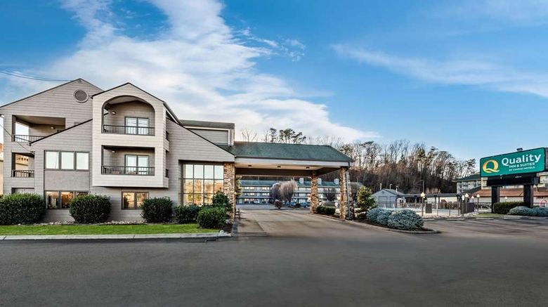 <b>Quality Inn & Suites at Dollywood Lane Exterior</b>. Images powered by <a href="https://iceportal.shijigroup.com/" title="IcePortal" target="_blank">IcePortal</a>.
