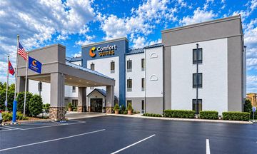 Comfort Suites