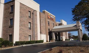Comfort Suites