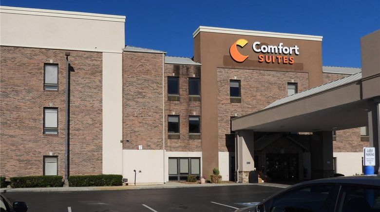 <b>Comfort Suites Exterior</b>. Images powered by <a href="https://iceportal.shijigroup.com/" title="IcePortal" target="_blank">IcePortal</a>.