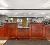 Quality Inn, Chattanooga Lobby