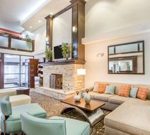 Comfort Suites Lebanon Lobby