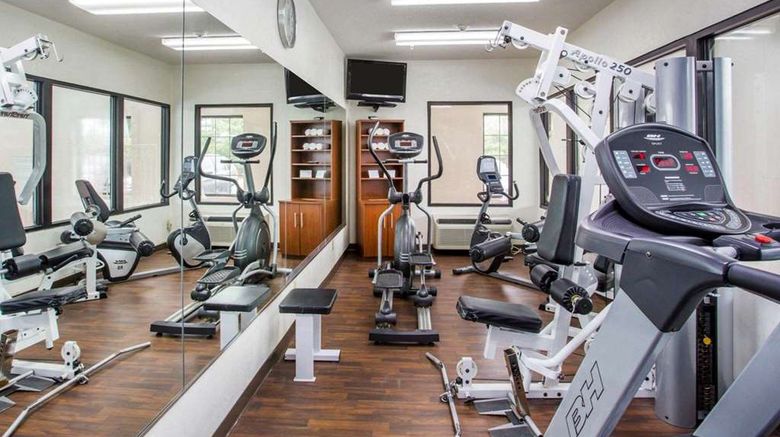 <b>Comfort Suites Lebanon Health</b>. Images powered by <a href="https://iceportal.shijigroup.com/" title="IcePortal" target="_blank">IcePortal</a>.