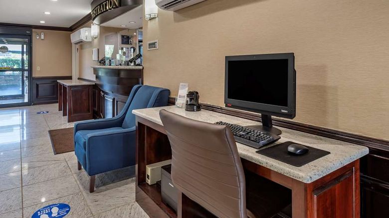 <b>Comfort Inn Other</b>. Images powered by <a href="https://iceportal.shijigroup.com/" title="IcePortal" target="_blank">IcePortal</a>.