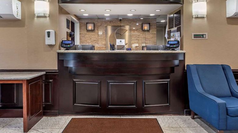 <b>Comfort Inn Lobby</b>. Images powered by <a href="https://iceportal.shijigroup.com/" title="IcePortal" target="_blank">IcePortal</a>.
