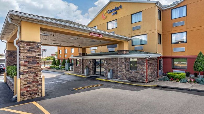 <b>Comfort Inn Exterior</b>. Images powered by <a href="https://iceportal.shijigroup.com/" title="IcePortal" target="_blank">IcePortal</a>.