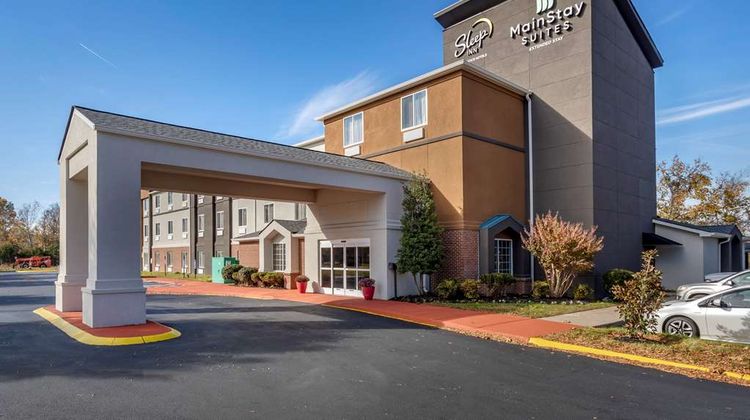Sleep Inn & Suites Lebanon Exterior