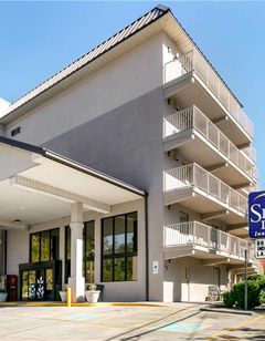 Sleep Inn & Suites Gatlinburg, TN