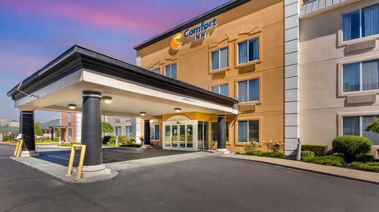 <b>Comfort Inn Dickson Exterior</b>. Images powered by <a href="https://iceportal.shijigroup.com/" title="IcePortal" target="_blank">IcePortal</a>.